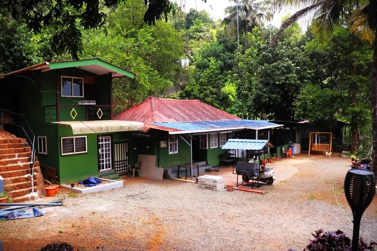 Le3Hvalleys Homestay Paithalmala 0*,  India